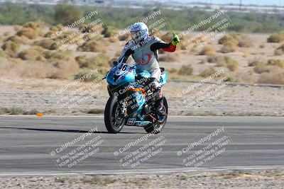 media/Oct-20-2024-CVMA (Sun) [[d4a3dff211]]/Race 16-Formula Middleweight/